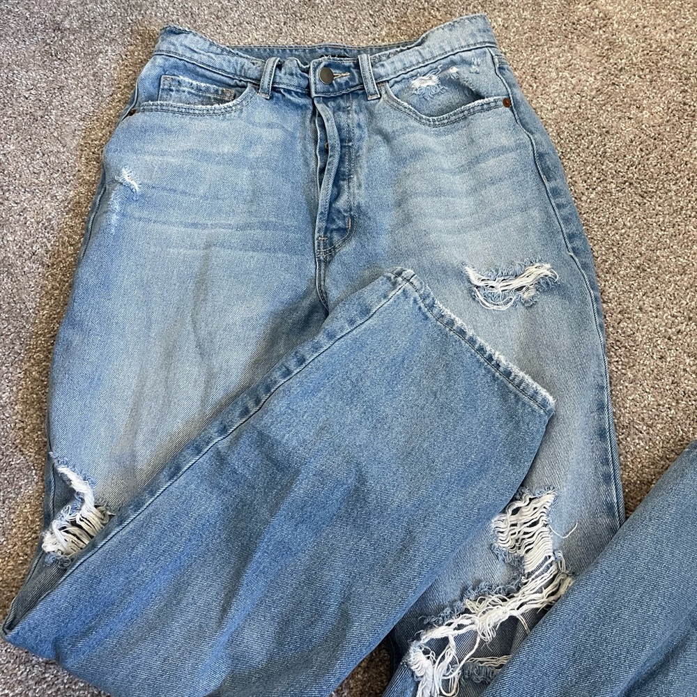 Windsor Ripped Boyfriend Jeans